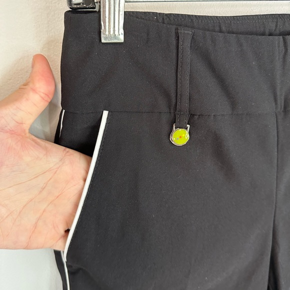 Swing Control Pull on Golf Shorts Womens Size 4 Black High Rise - Picture 5 of 10